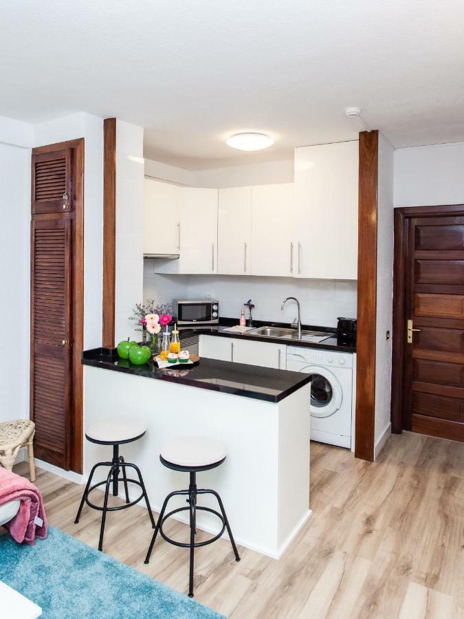 Spectacular Renovated Apartment, 5 Min To Camison Beach, With Aircon Арона Экстерьер фото